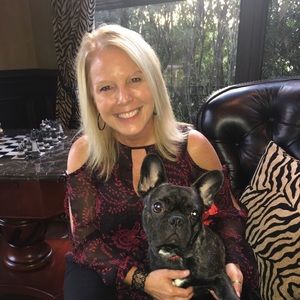 Meet your Posher, Teresa